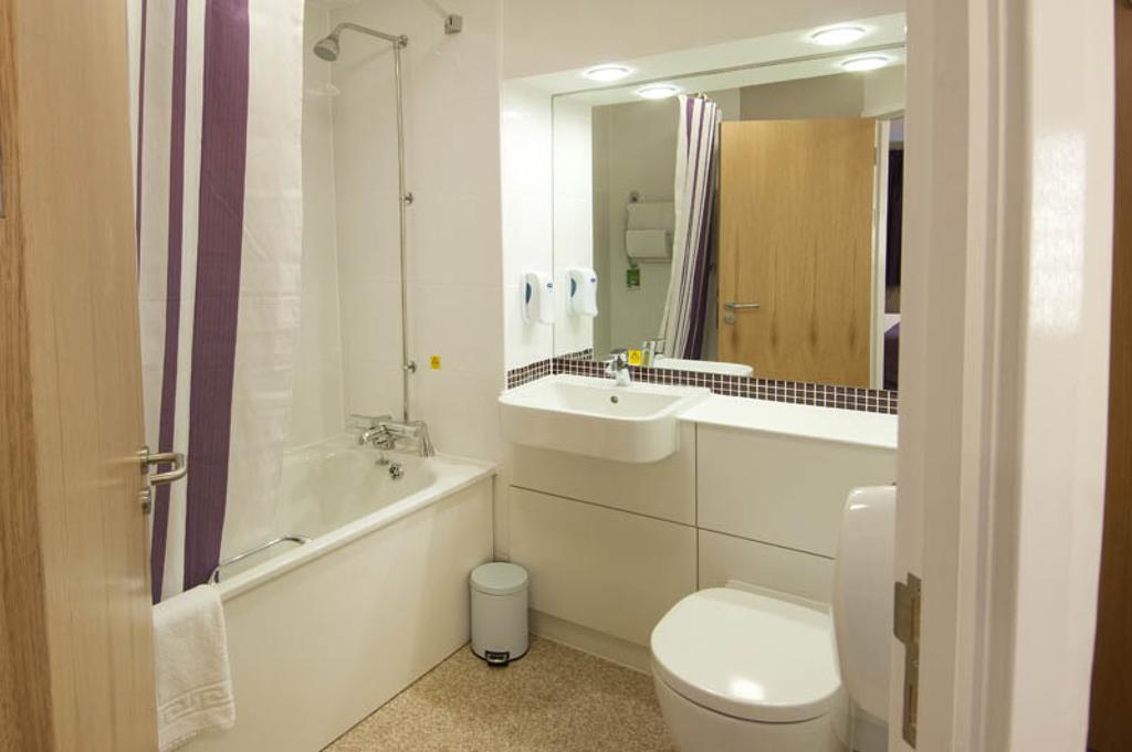 Premier Centre - Cathedral Quarter Hotel 3*